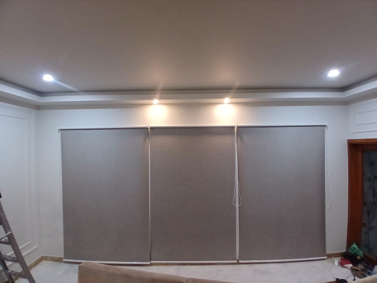 Folding Doors Sample 14 — image 1 of 1
