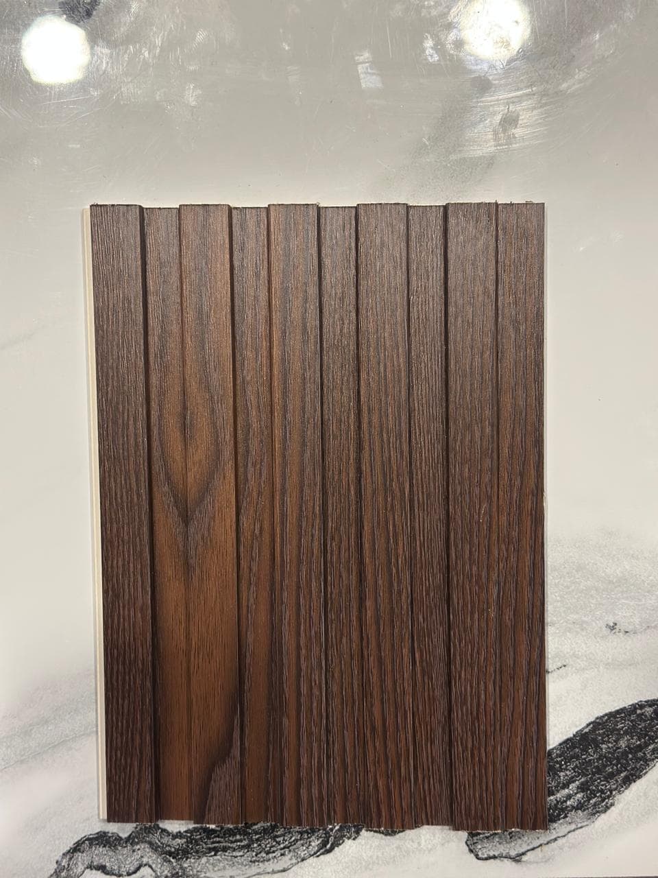 Slatted Series — Edge profile detail. — image 1 of 1