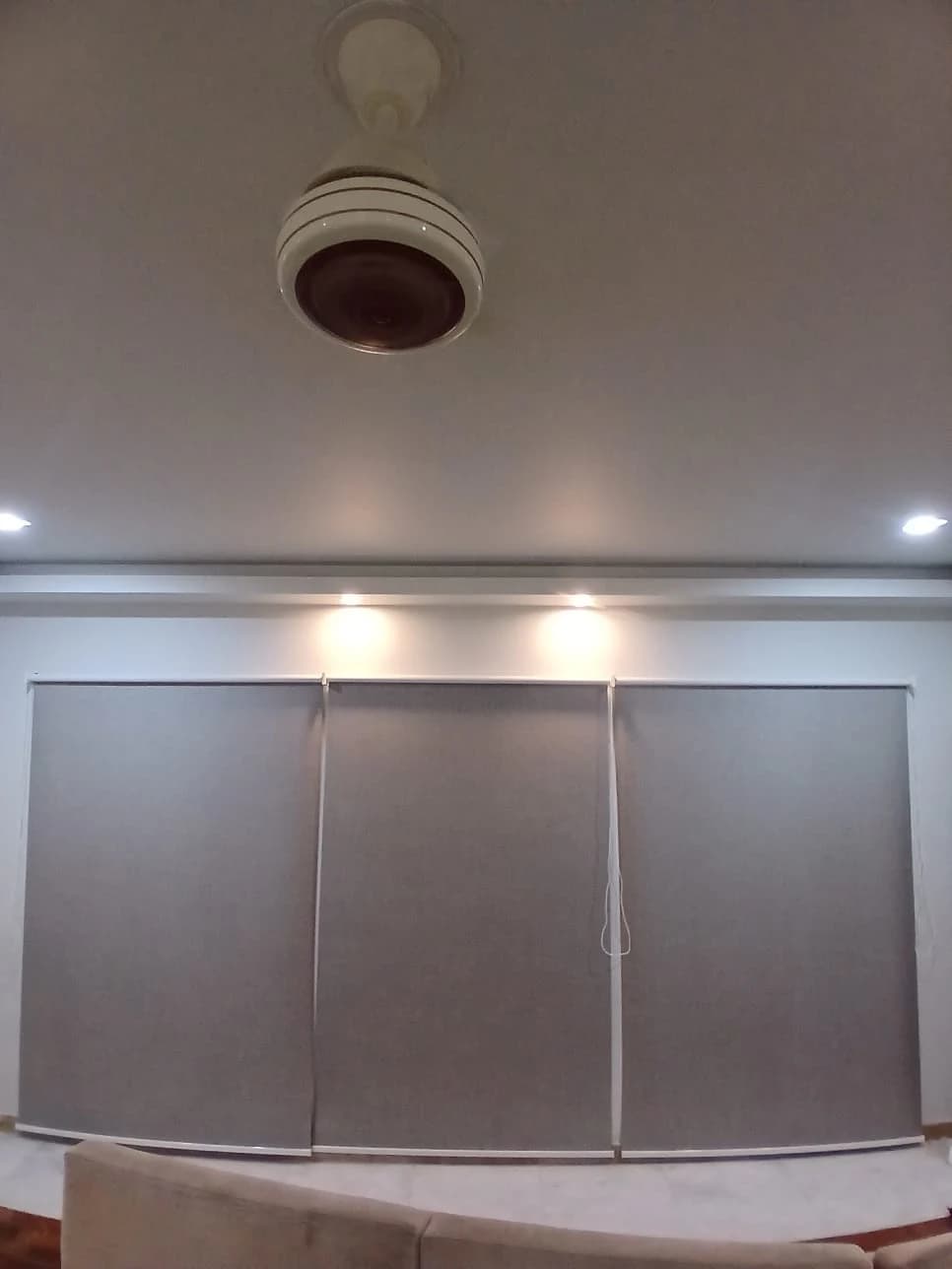 Window Blinds Sample 11 — image 1 of 1